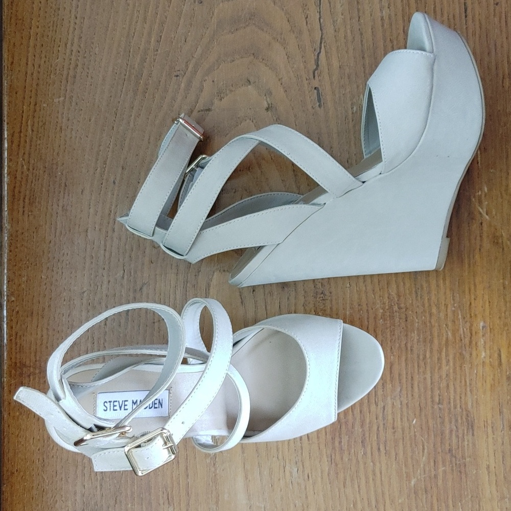 Steve Madden Beige Strappy Wedge Platform Sandals Heels
